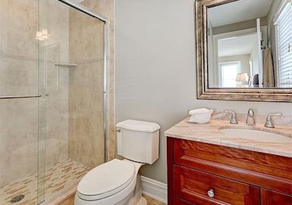 Photo of Bathroom in South Beach Haven