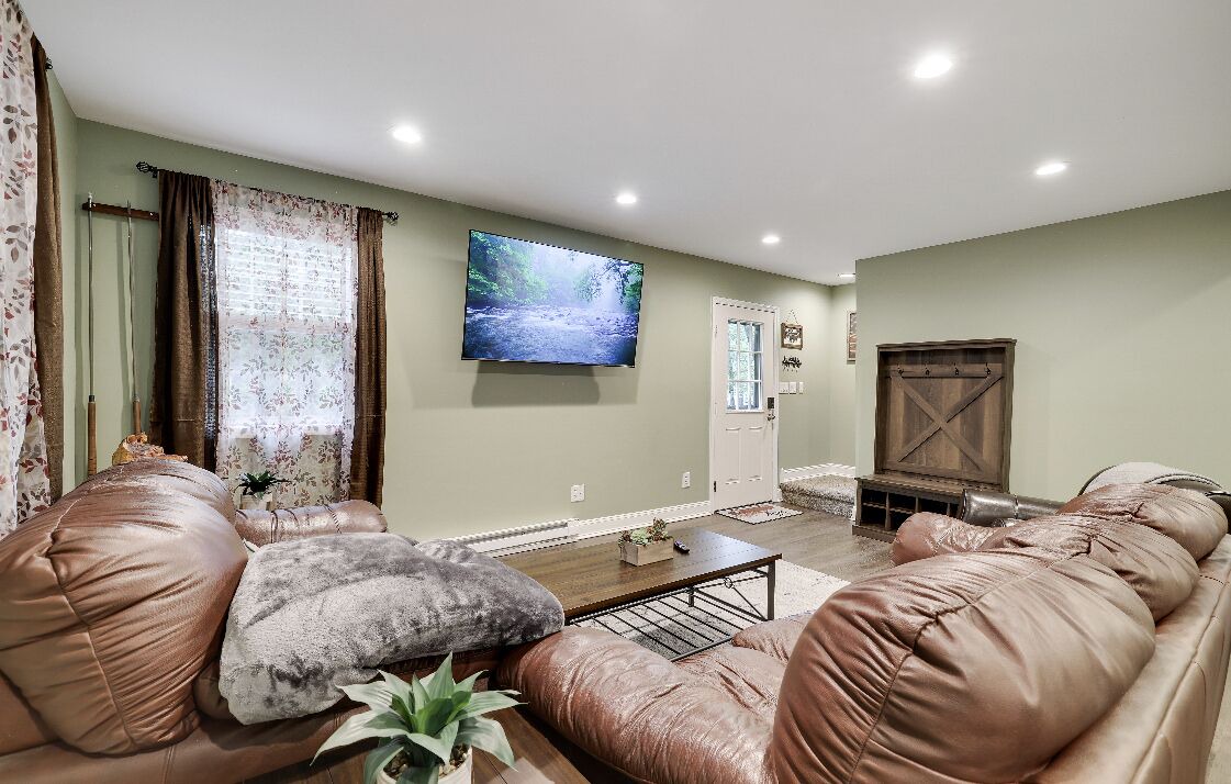 Photo of Livingroom in Long Pond