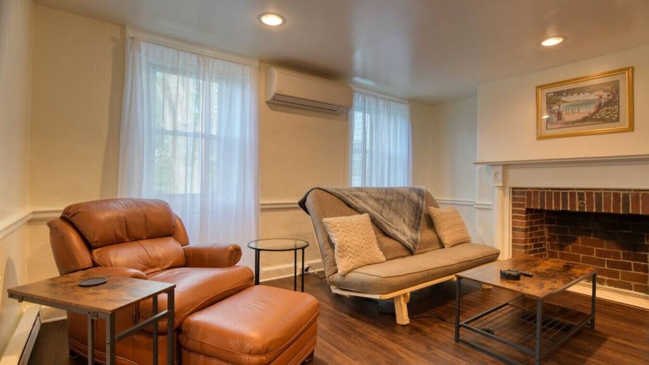 Photo of Livingroom in Perryville