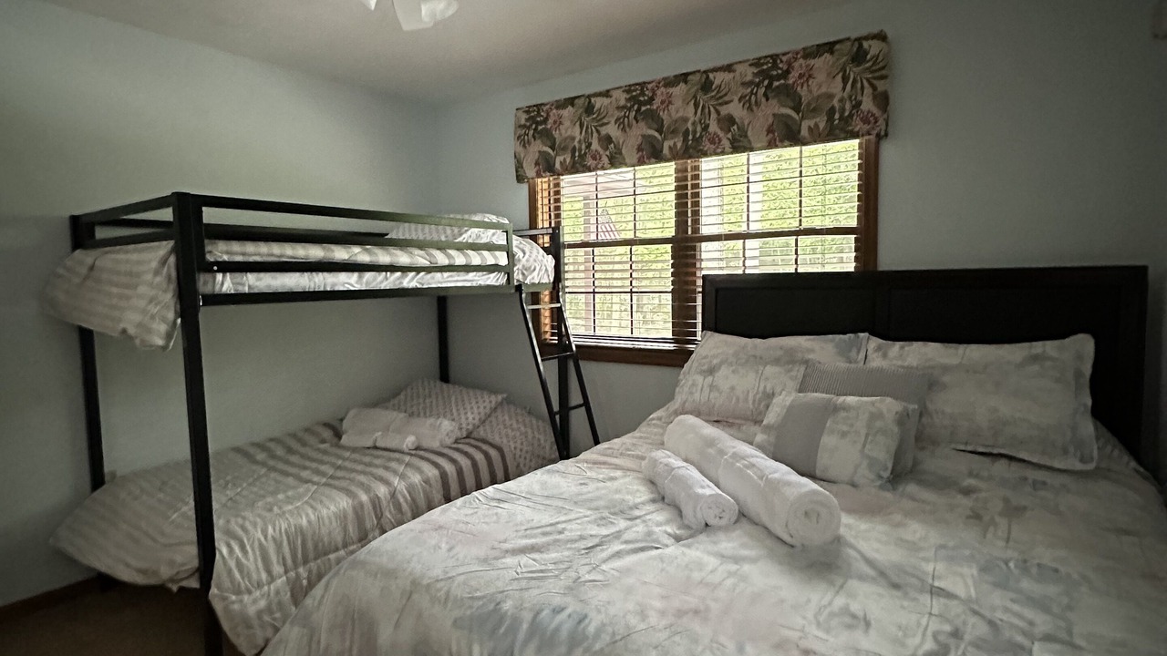 Photo of Bedroom in Gouldsboro