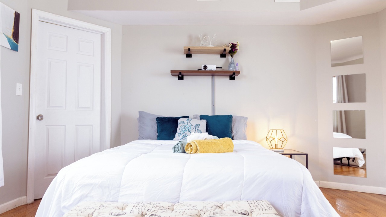 Photo of Bedroom in Weequahic