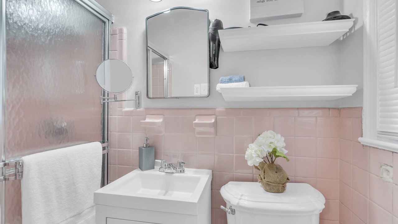 Photo of Bathroom in Mantua