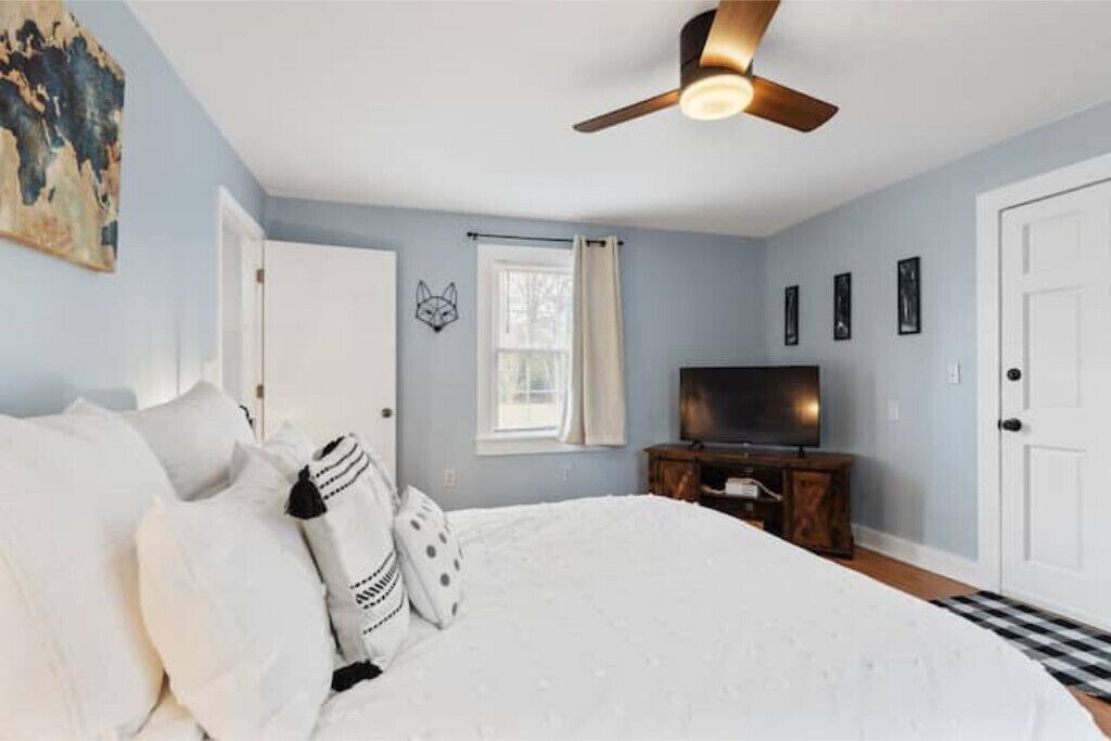 Photo of Bedroom in Apex