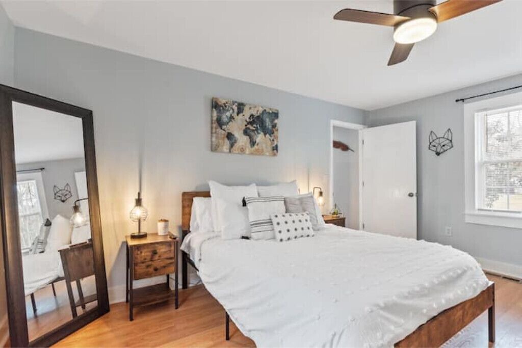 Photo of Bedroom in Apex