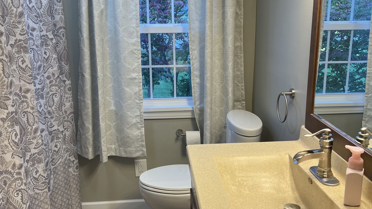 Photo of Bathroom in Ashland