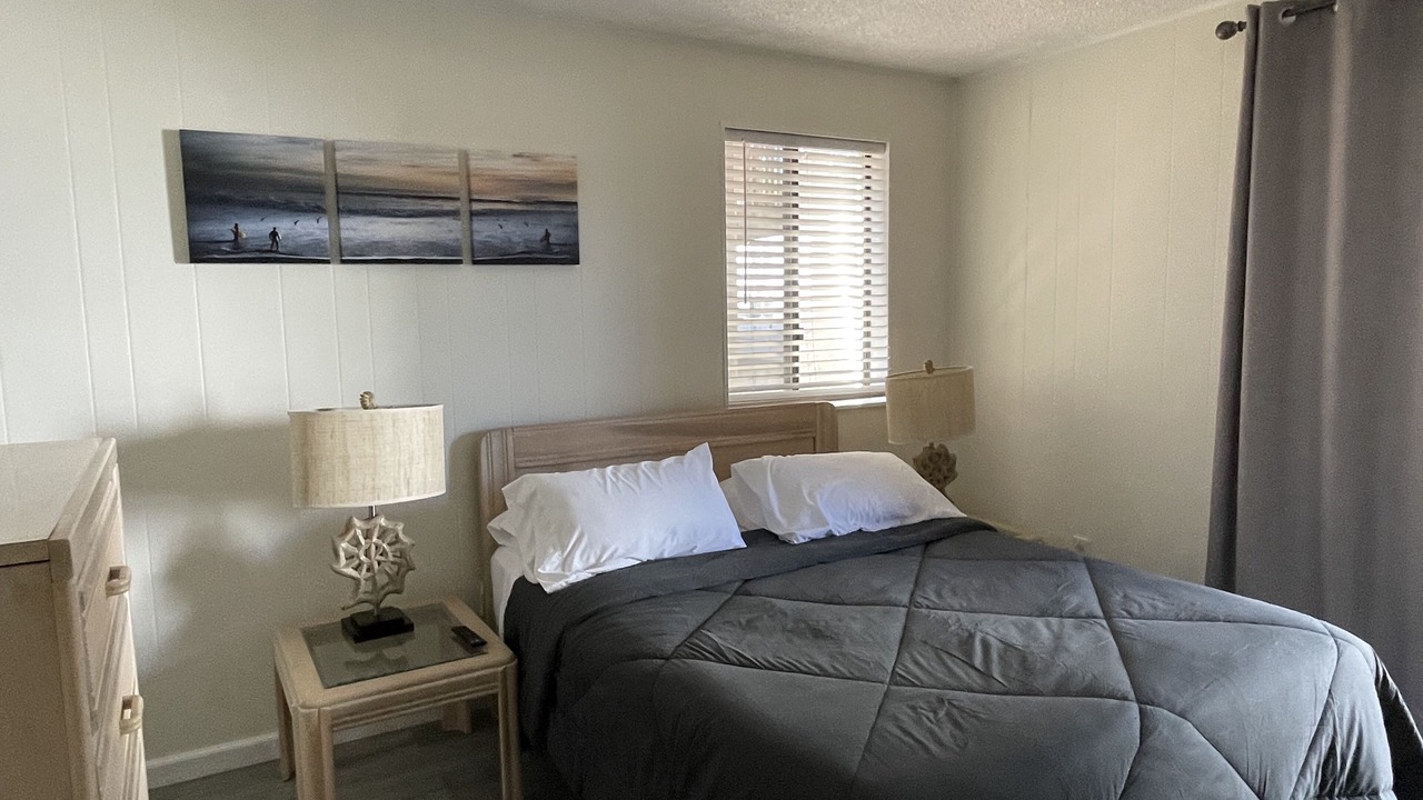 Photo of Bedroom in Caine Woods