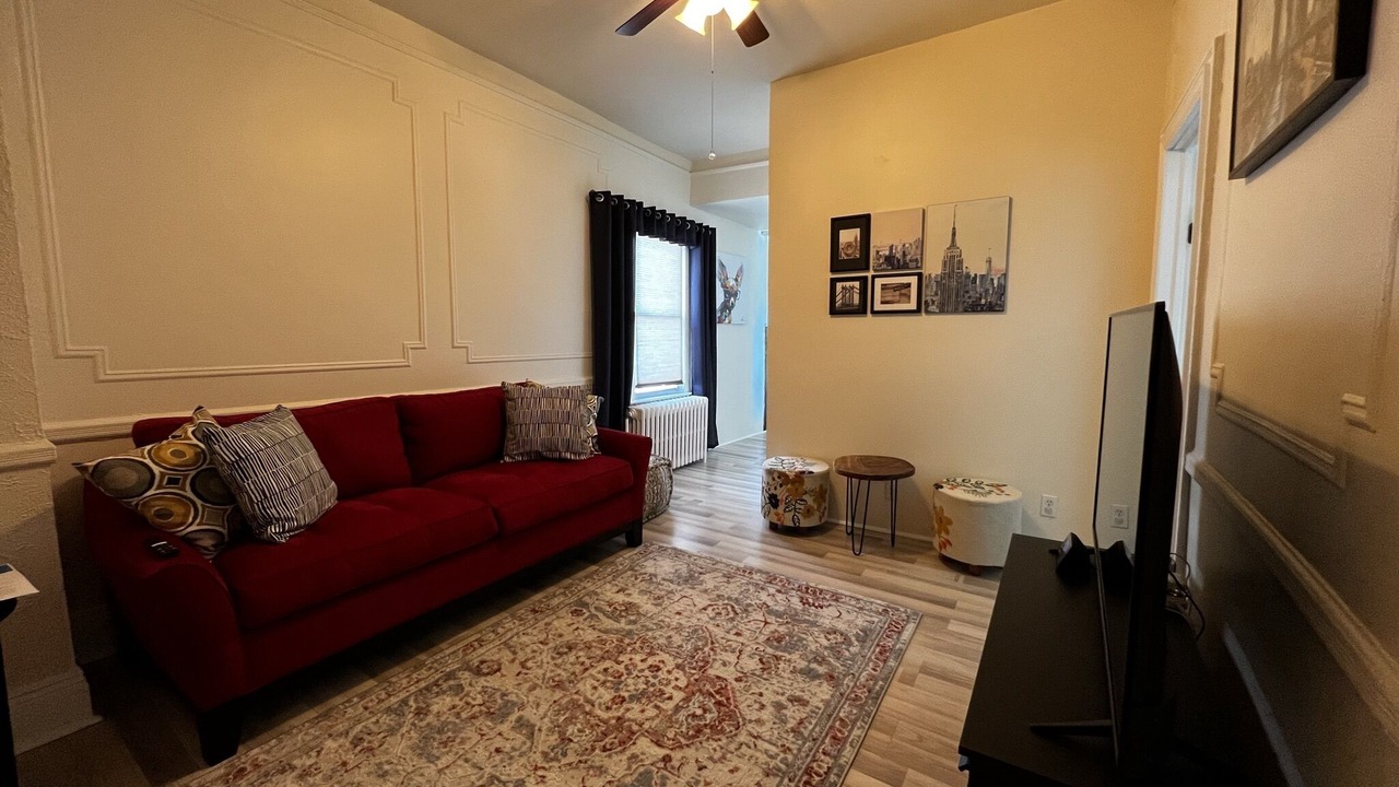 Photo of Livingroom in Historic Downtown