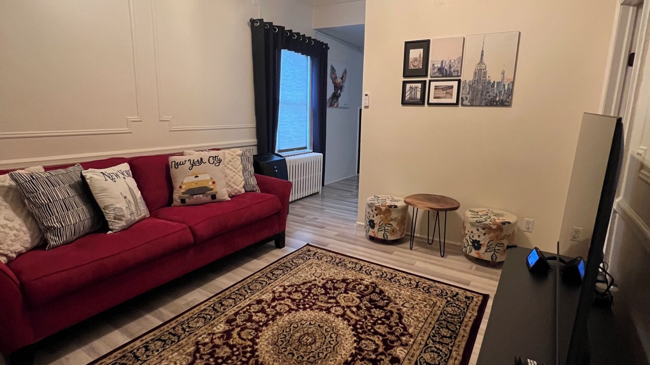 Photo of Livingroom in Historic Downtown