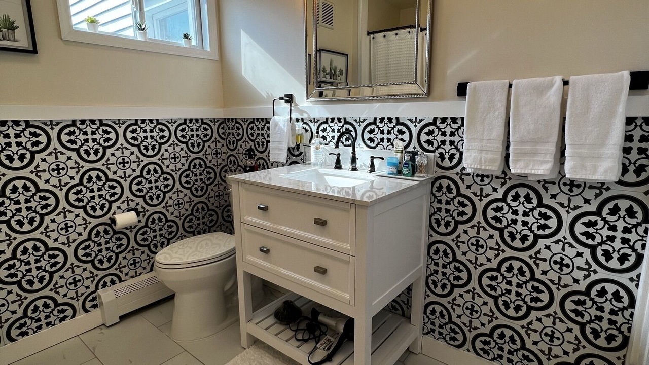 Photo of Bathroom in Historic Downtown