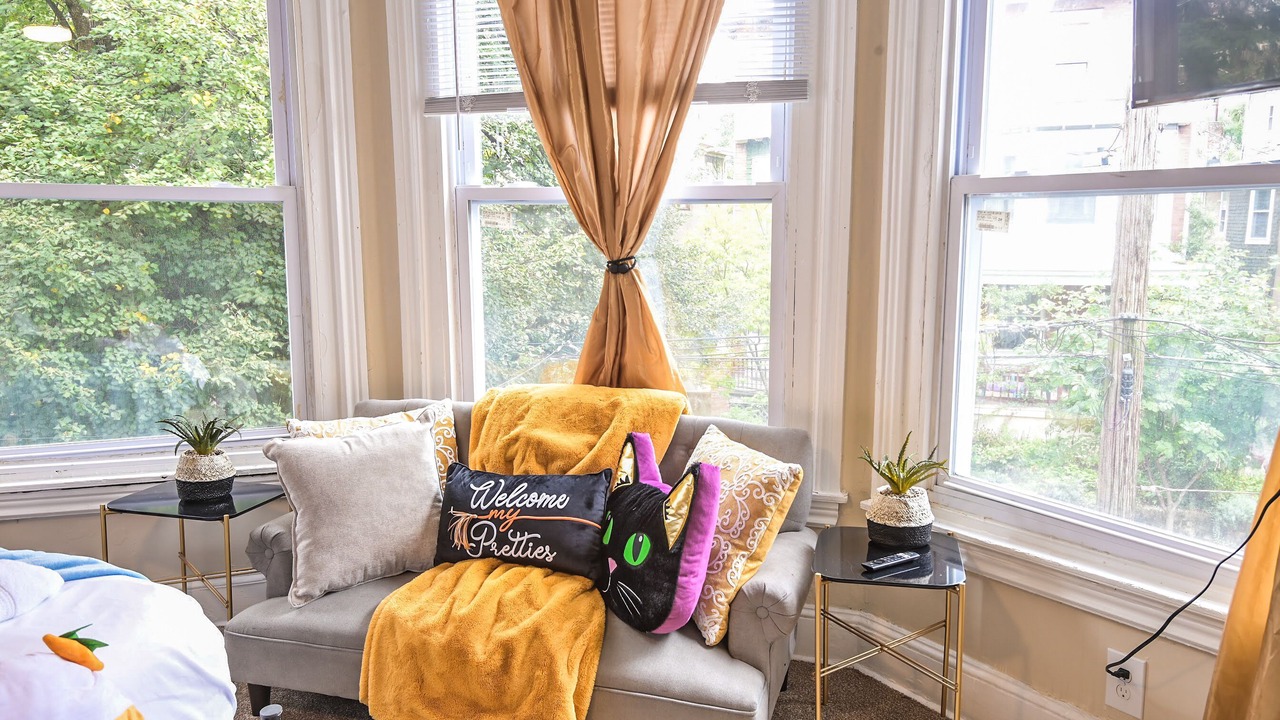 Photo of Livingroom in Germantown