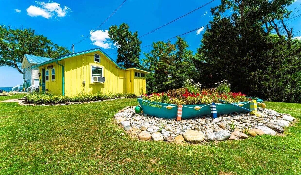 Photo of Outdoor in Madison-on-the-Lake