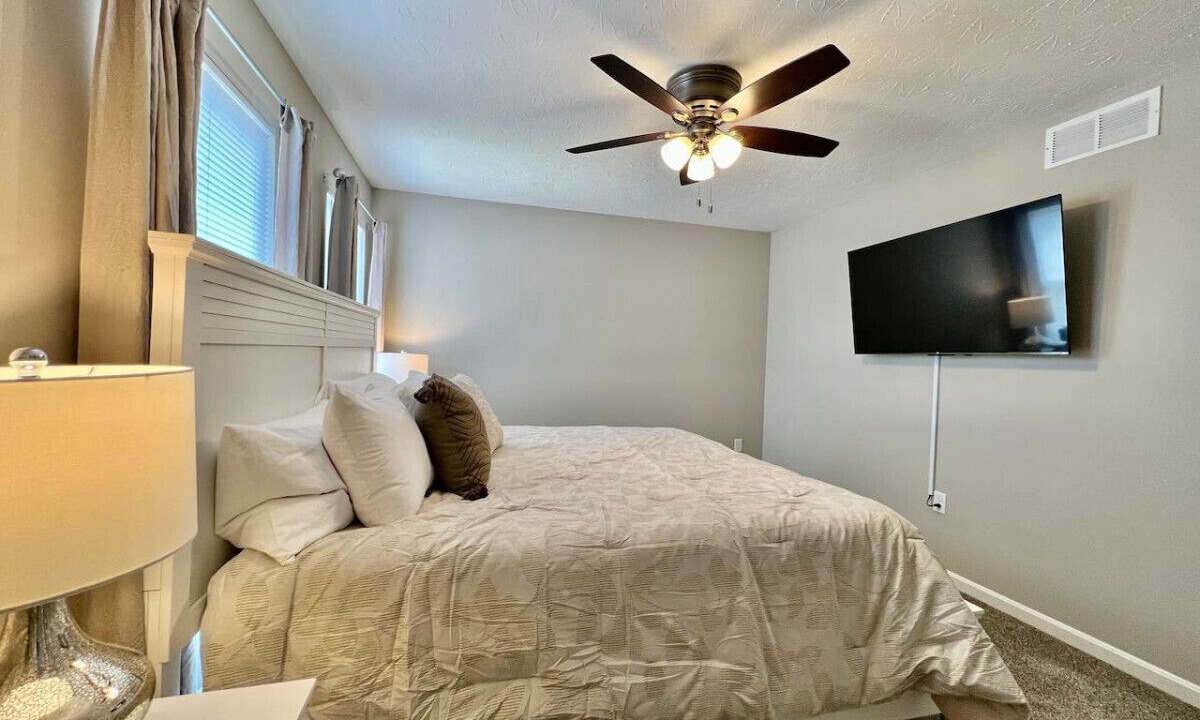 Photo of Bedroom in Hamilton