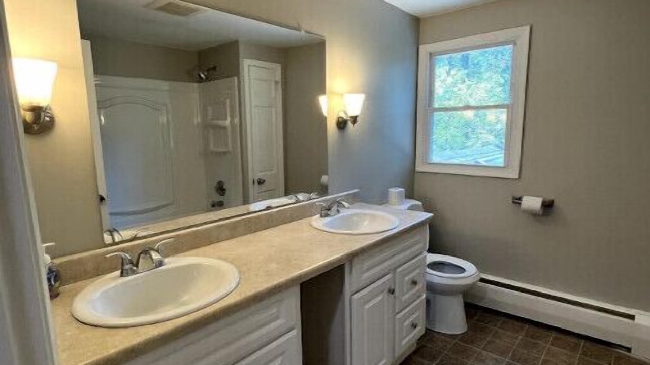 Photo of Bathroom in Blooming Glen