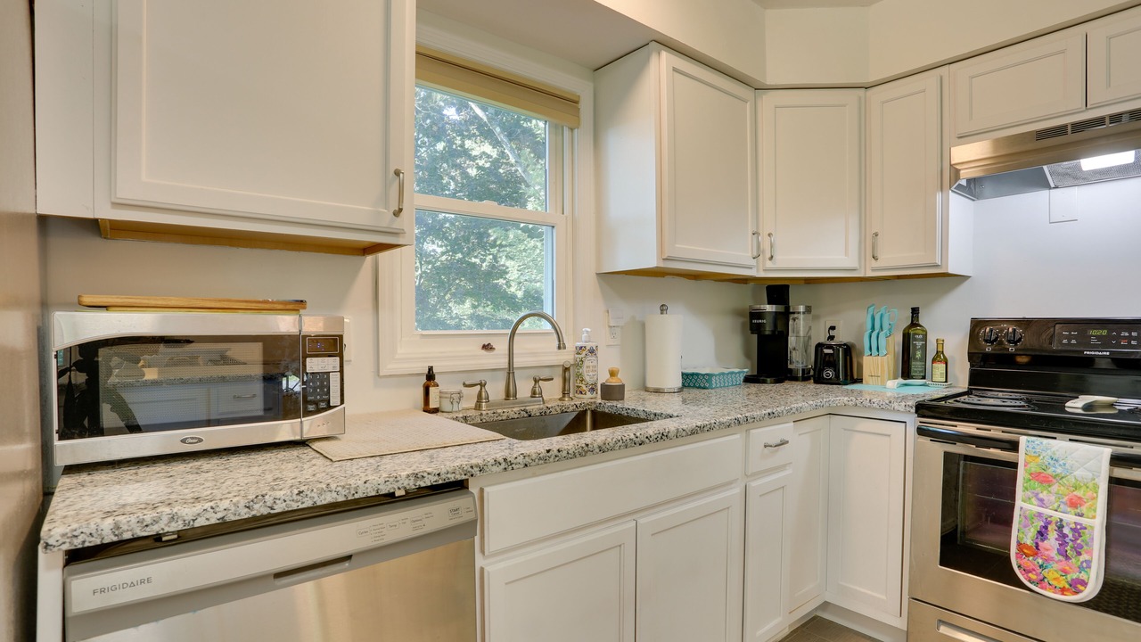 Photo of Kitchen in Kiamesha Lake