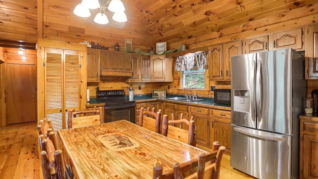Photo of Kitchen in Elliottsburg