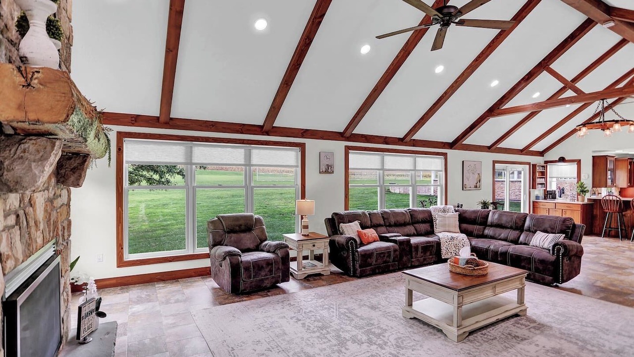 Photo of Livingroom in Loysville