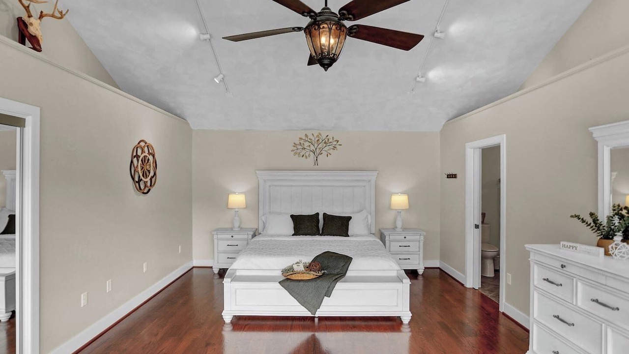 Photo of Bedroom in Loysville
