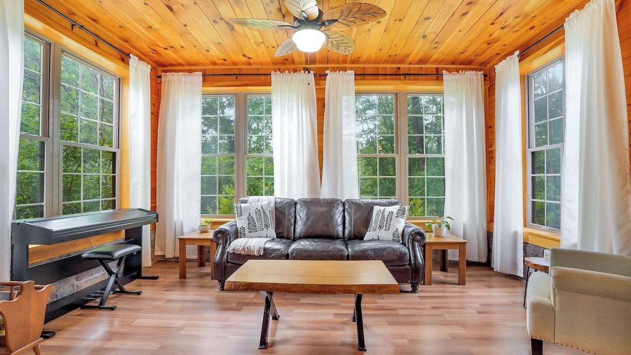 Photo of Livingroom in Walker Lake