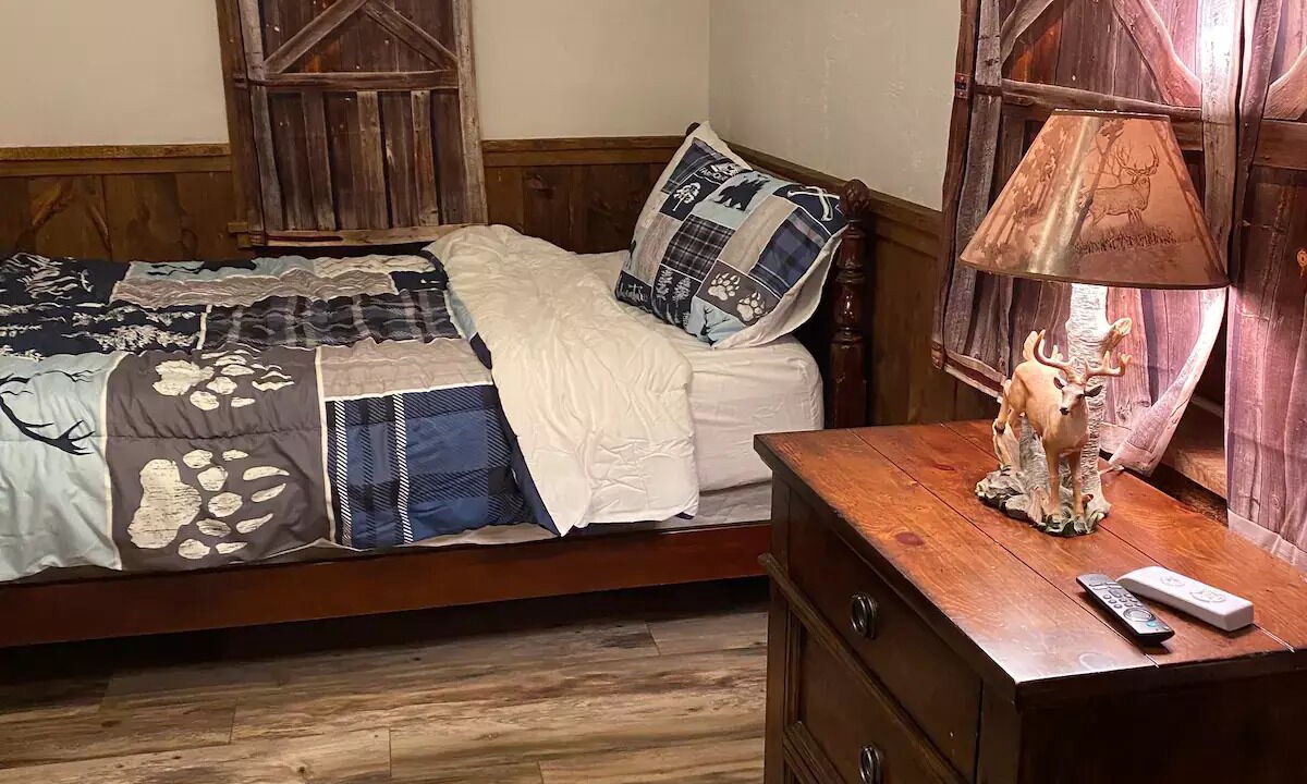 Photo of Bedroom in Normalville