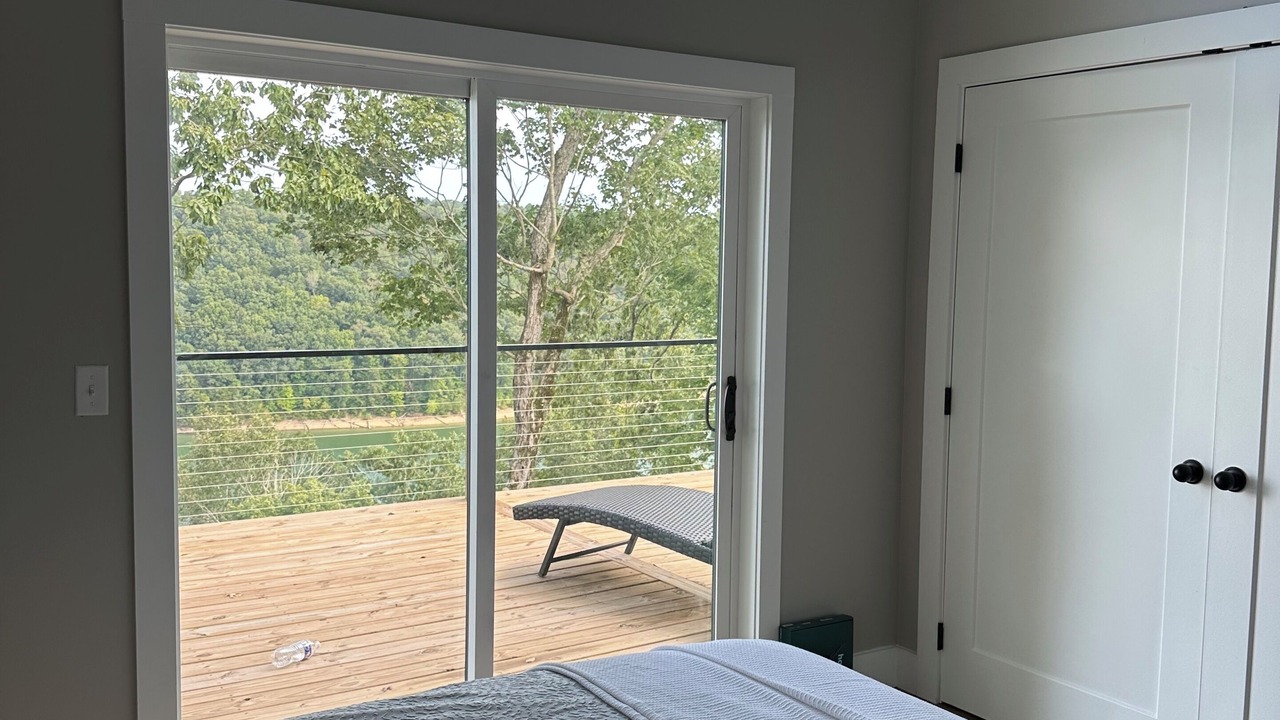 Photo of Bedroom in Byrdstown