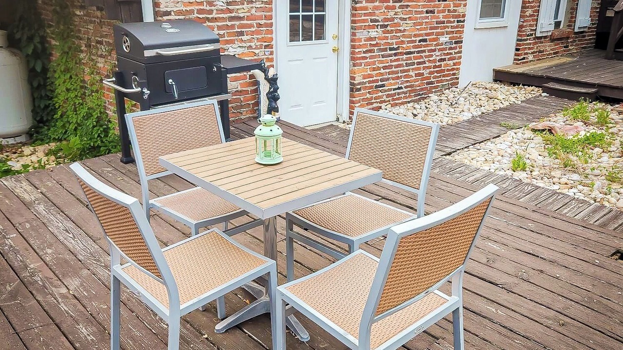 Photo of Outdoor in Granite
