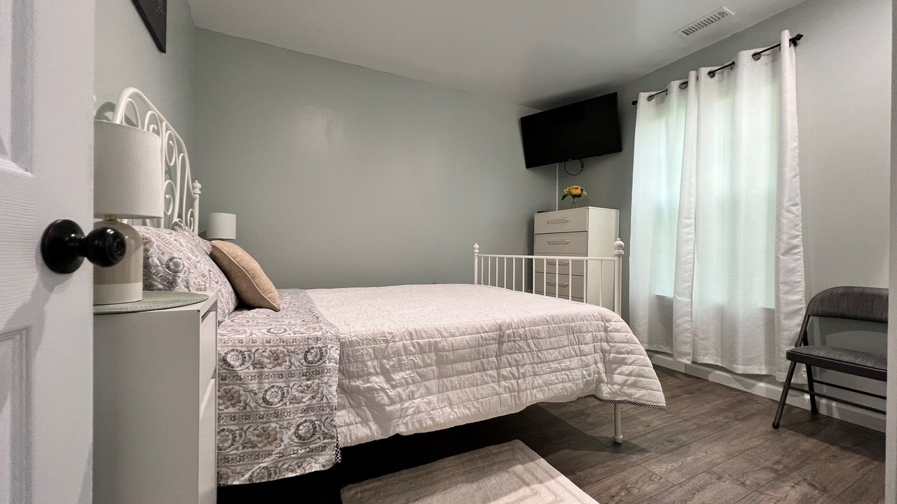 Photo of Bedroom in Silver Spring