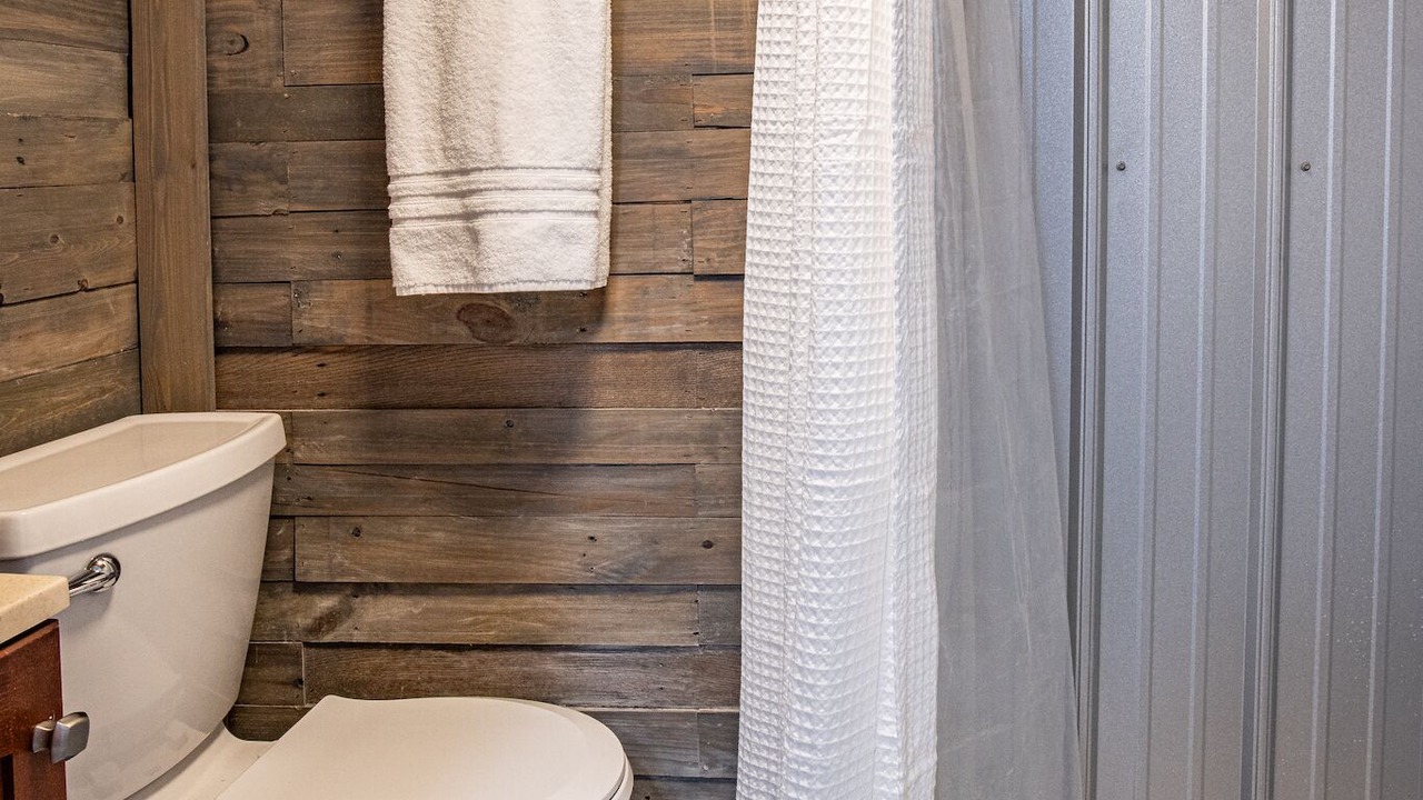 Photo of Bathroom in Summerlee