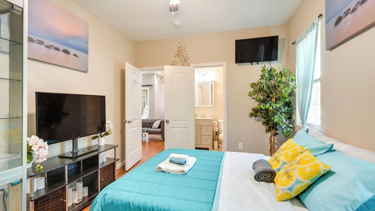 Photo of Bedroom in Edgemore