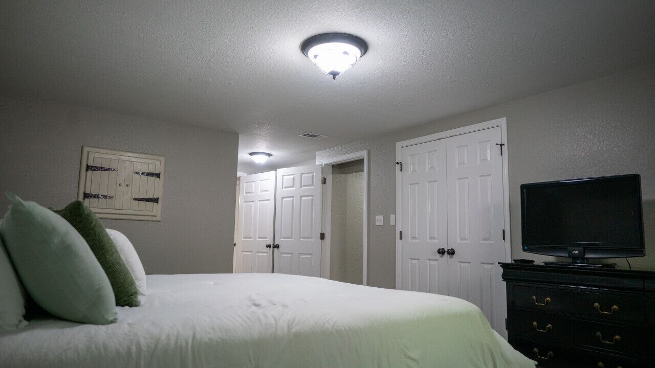 Photo of Bedroom in Russellville