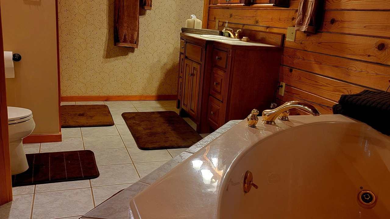 Photo of Bathroom in Kintnersville