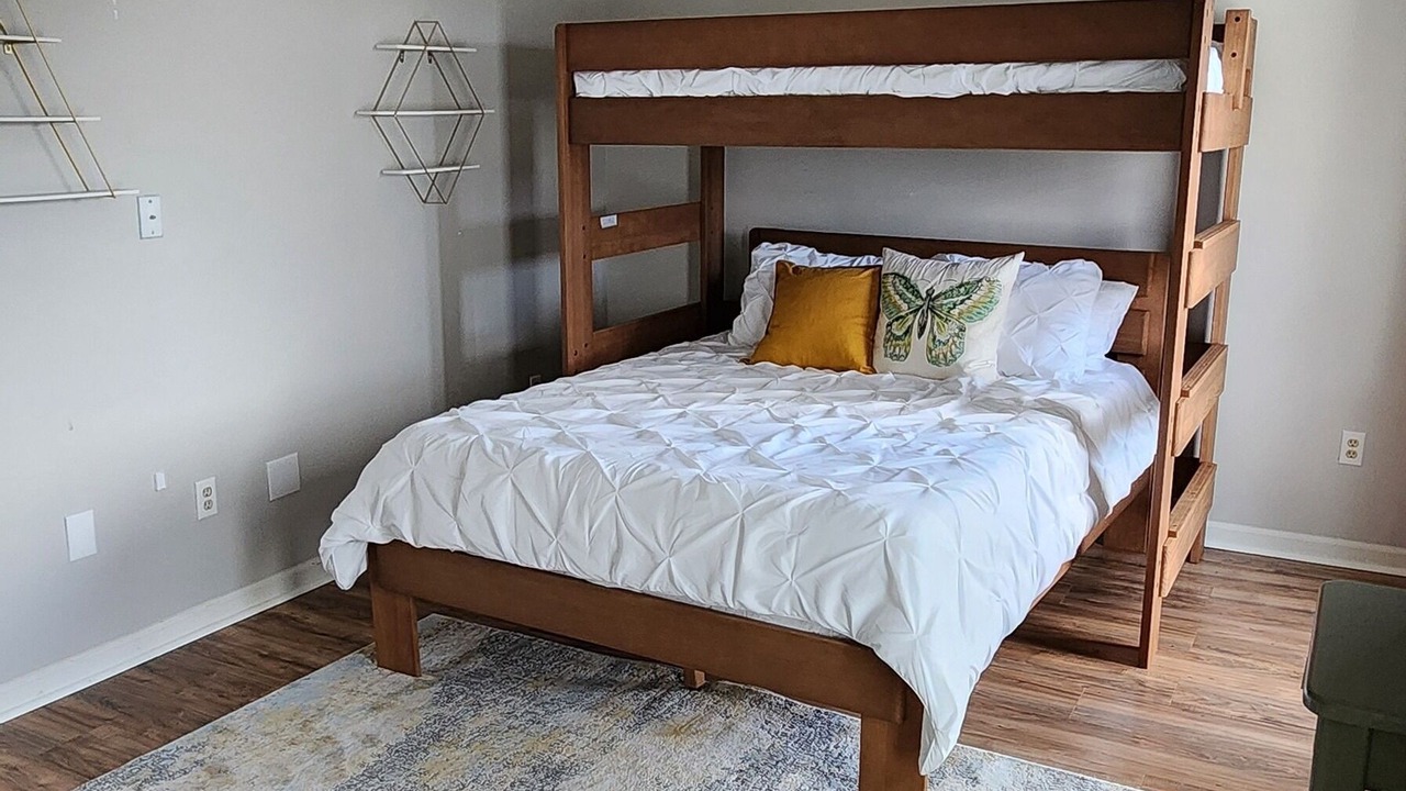 Photo of Bedroom in Waynesville