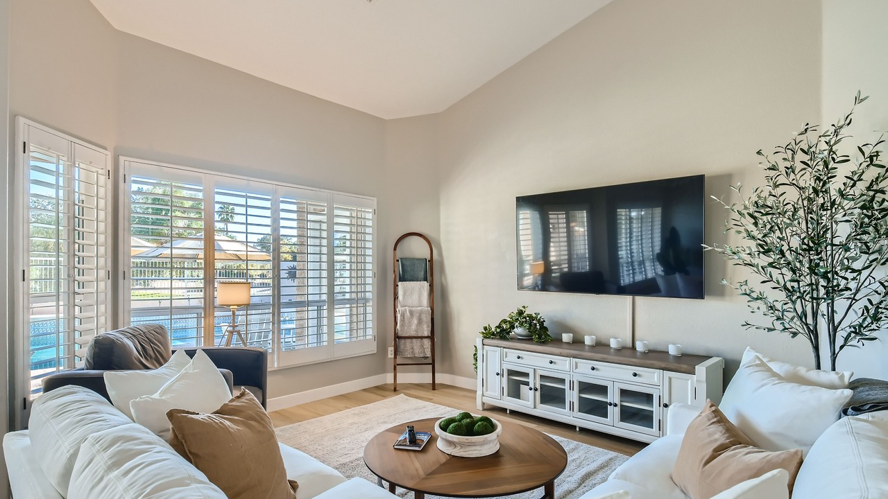 Photo of Livingroom in Superstition Springs