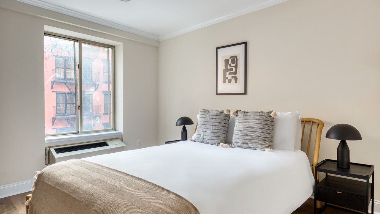 Photo of Bedroom in Little Italy