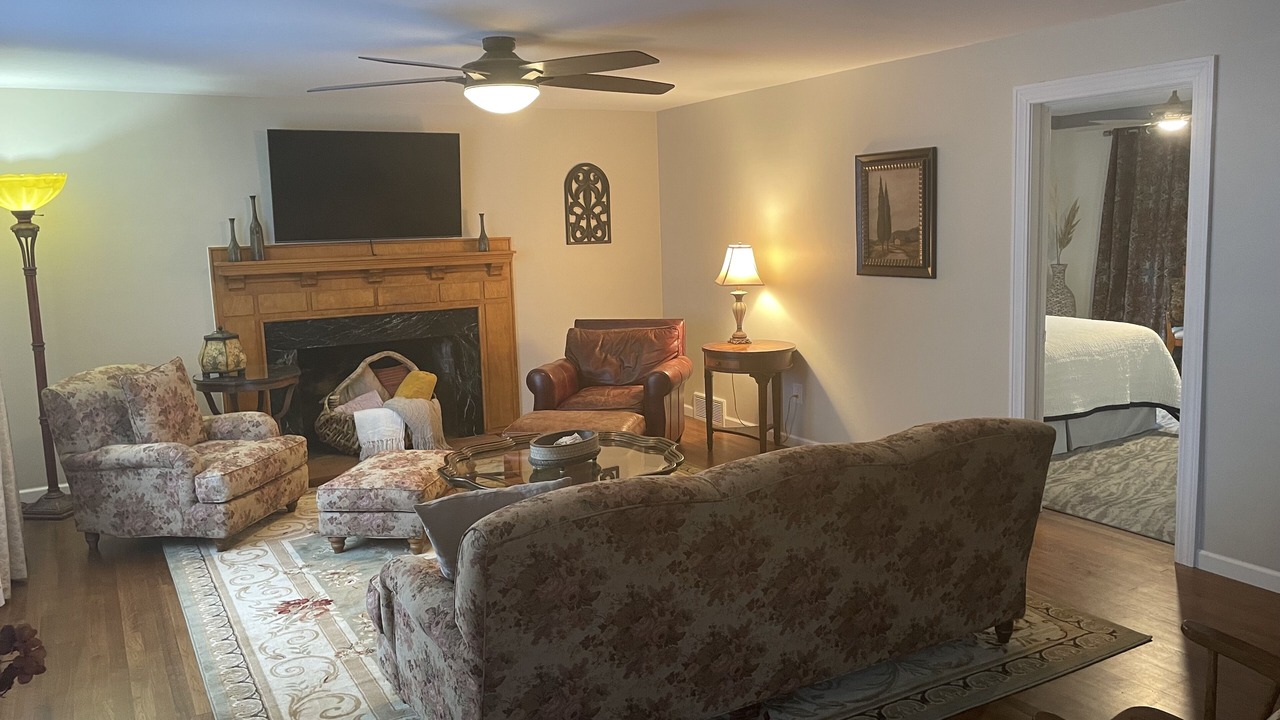 Photo of Bedroom in Erie