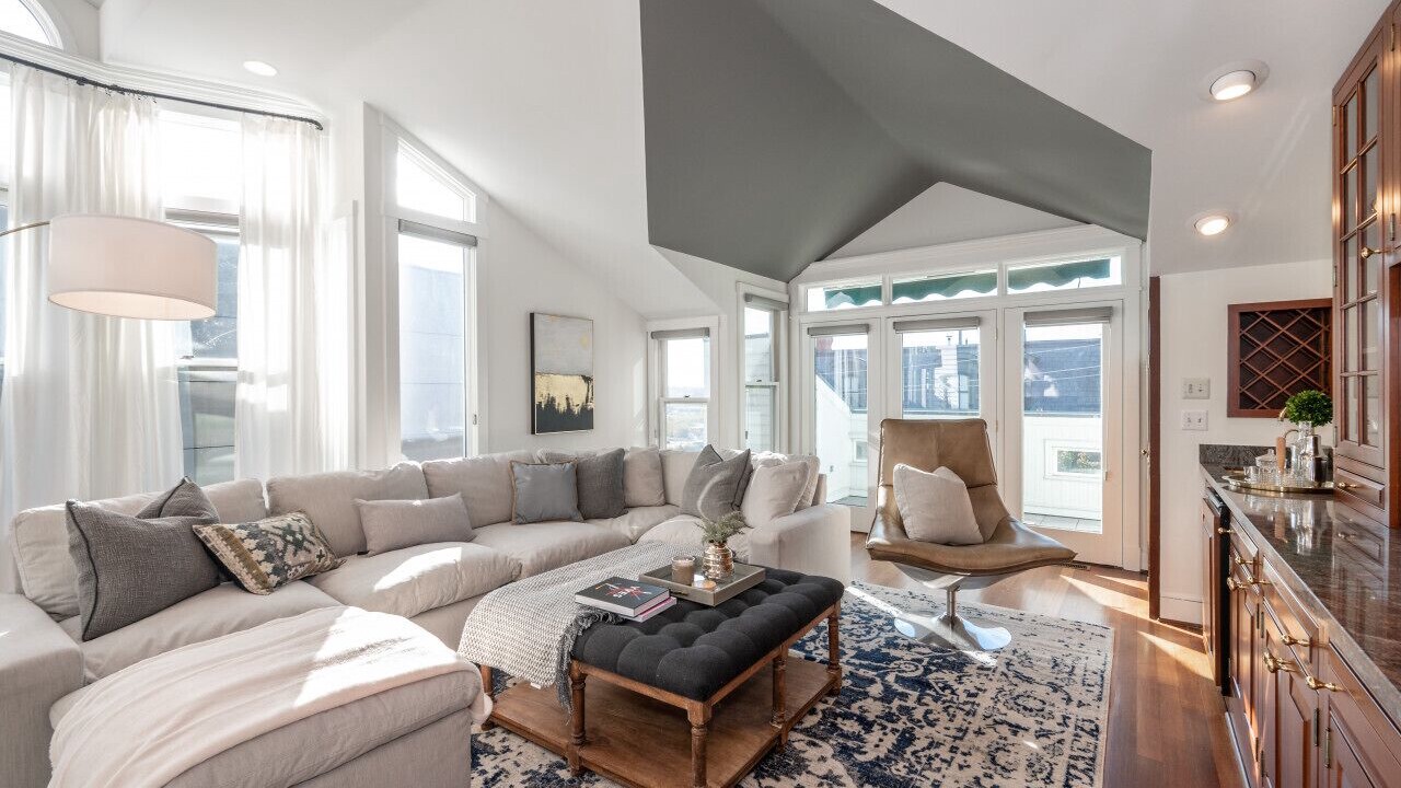 Photo of Livingroom in Mount Adams