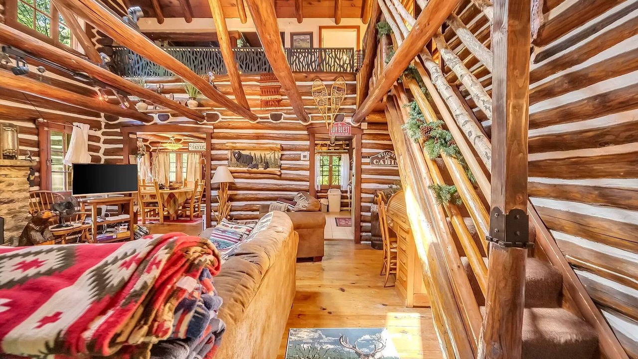 Photo of Livingroom in East Stroudsburg