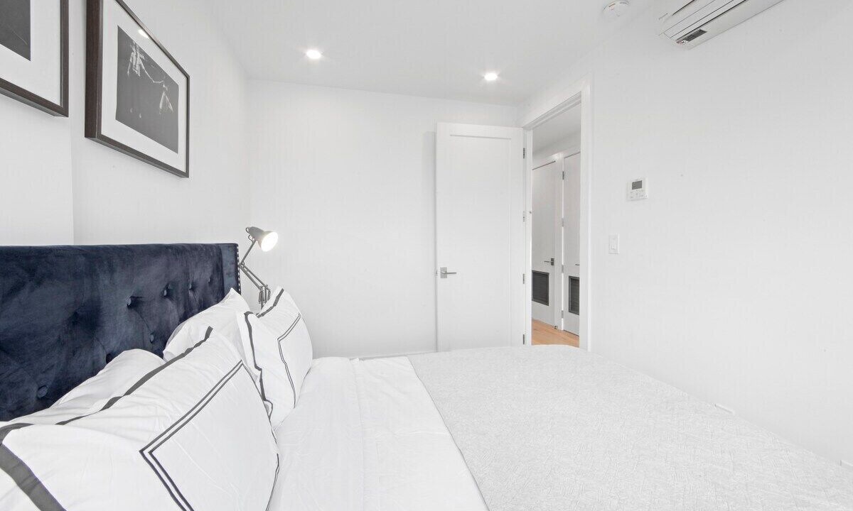 Photo of Bedroom in Greenpoint