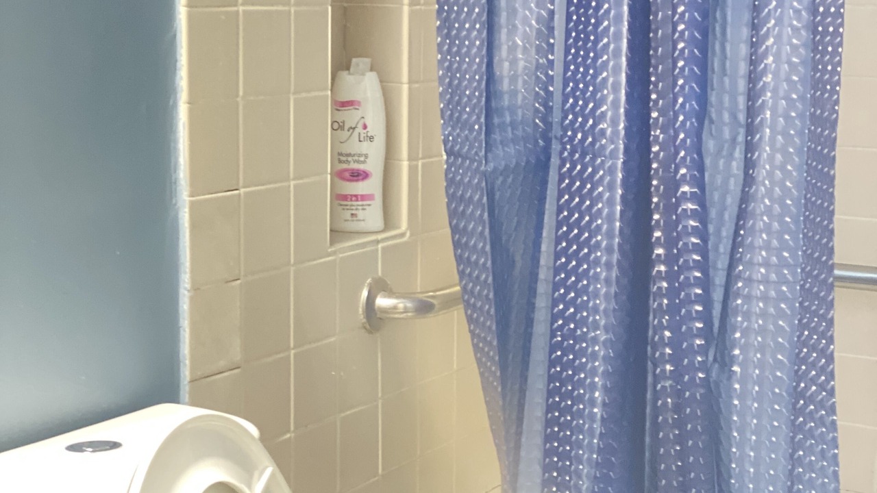 Photo of Bathroom in Green Tree