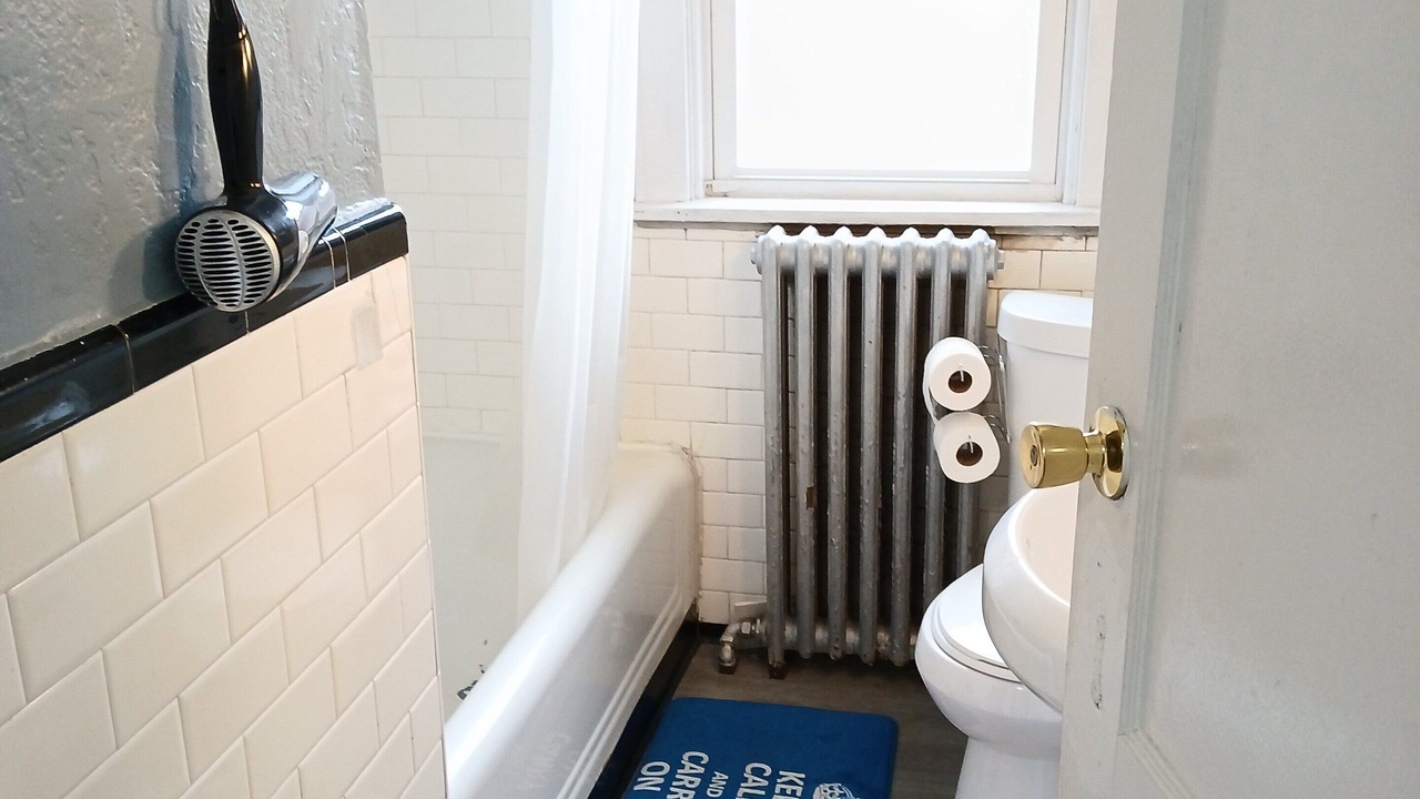 Photo of Bathroom in Green Tree