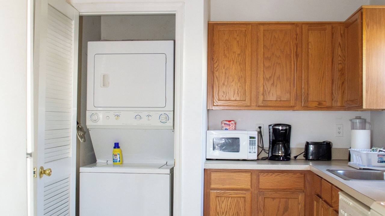 Photo of Kitchen in Iselin