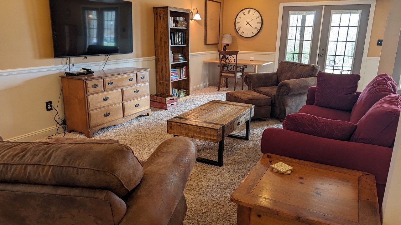 Photo of Livingroom in Peach Glen