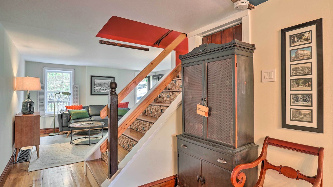 Photo of Livingroom in Lambertville