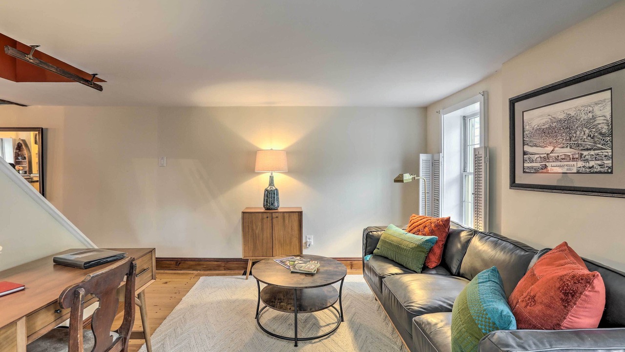 Photo of Livingroom in Lambertville