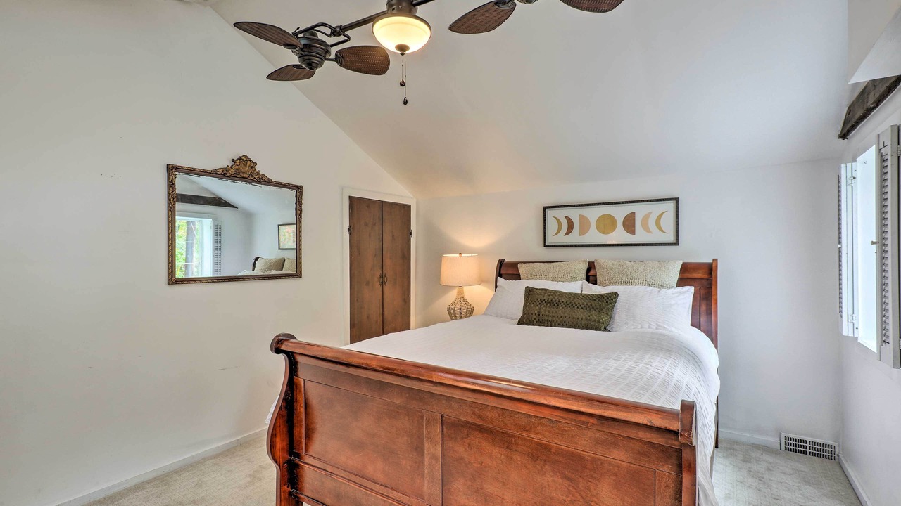 Photo of Bedroom in Lambertville