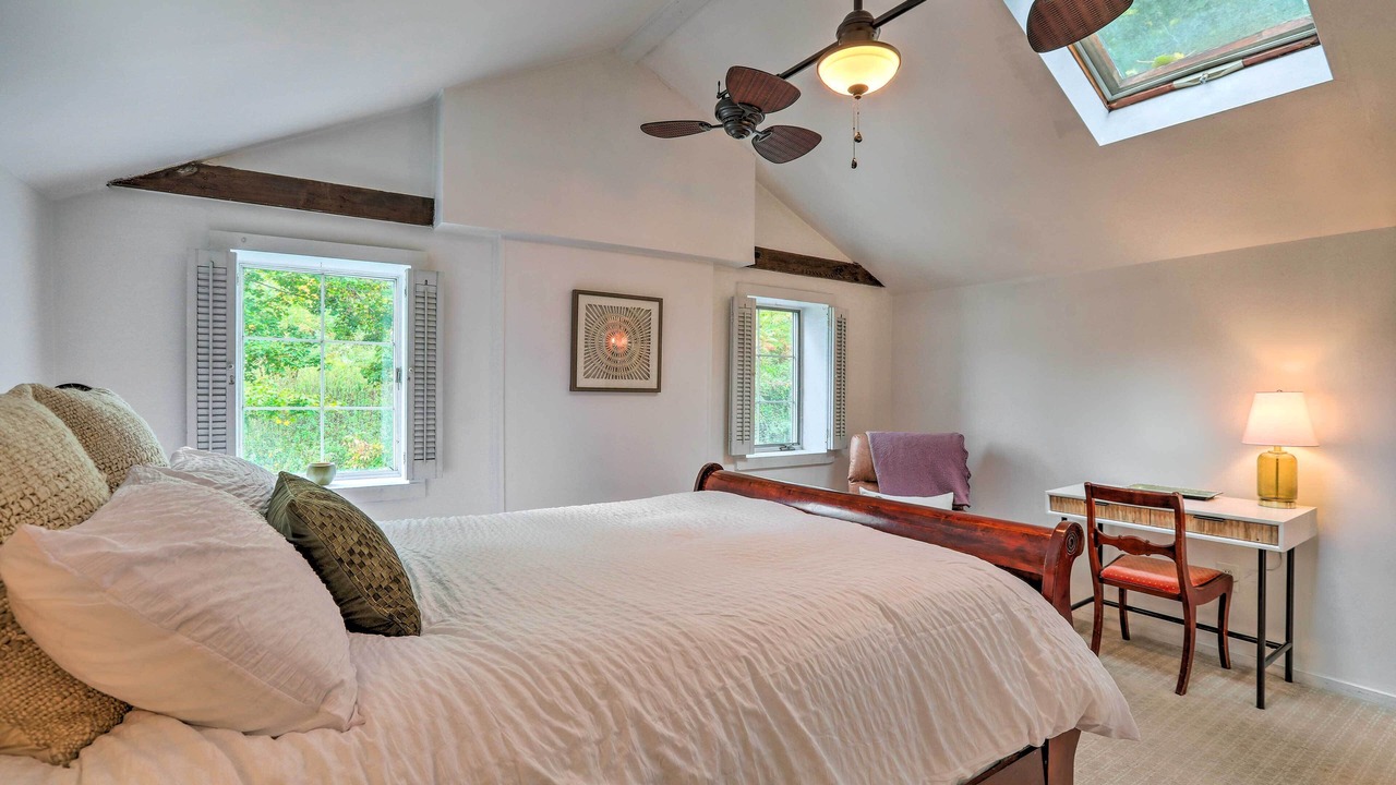 Photo of Bedroom in Lambertville
