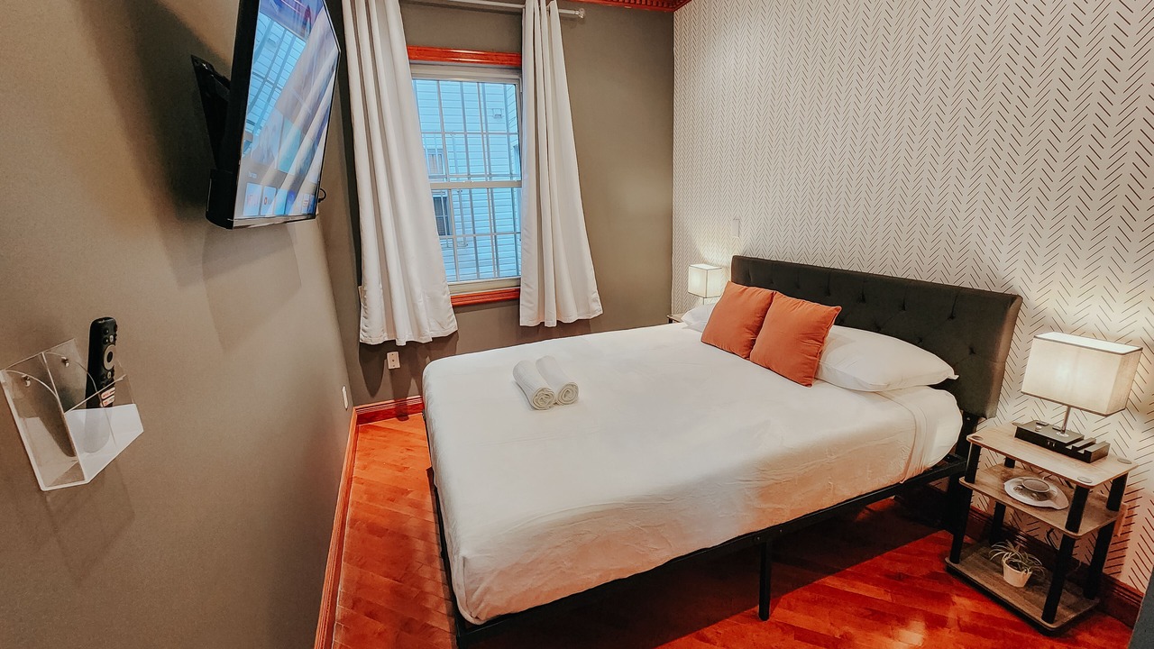 Photo of Bedroom in Chinatown