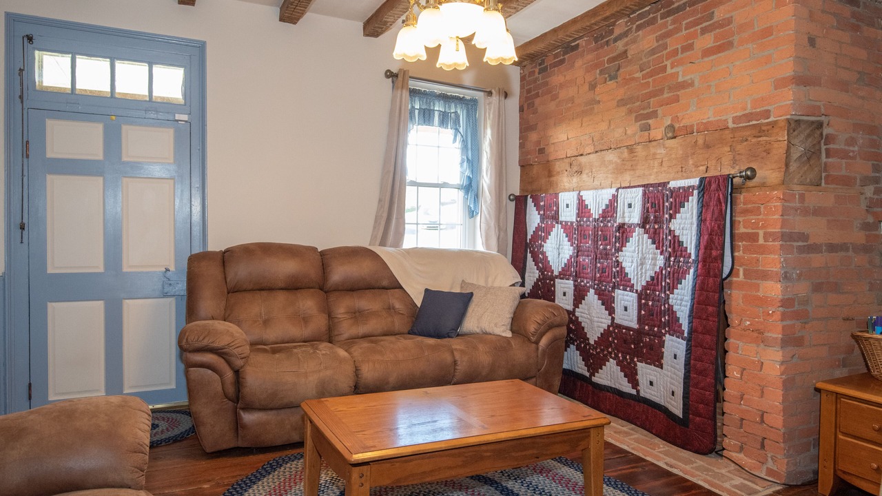 Photo of Livingroom in Biglerville