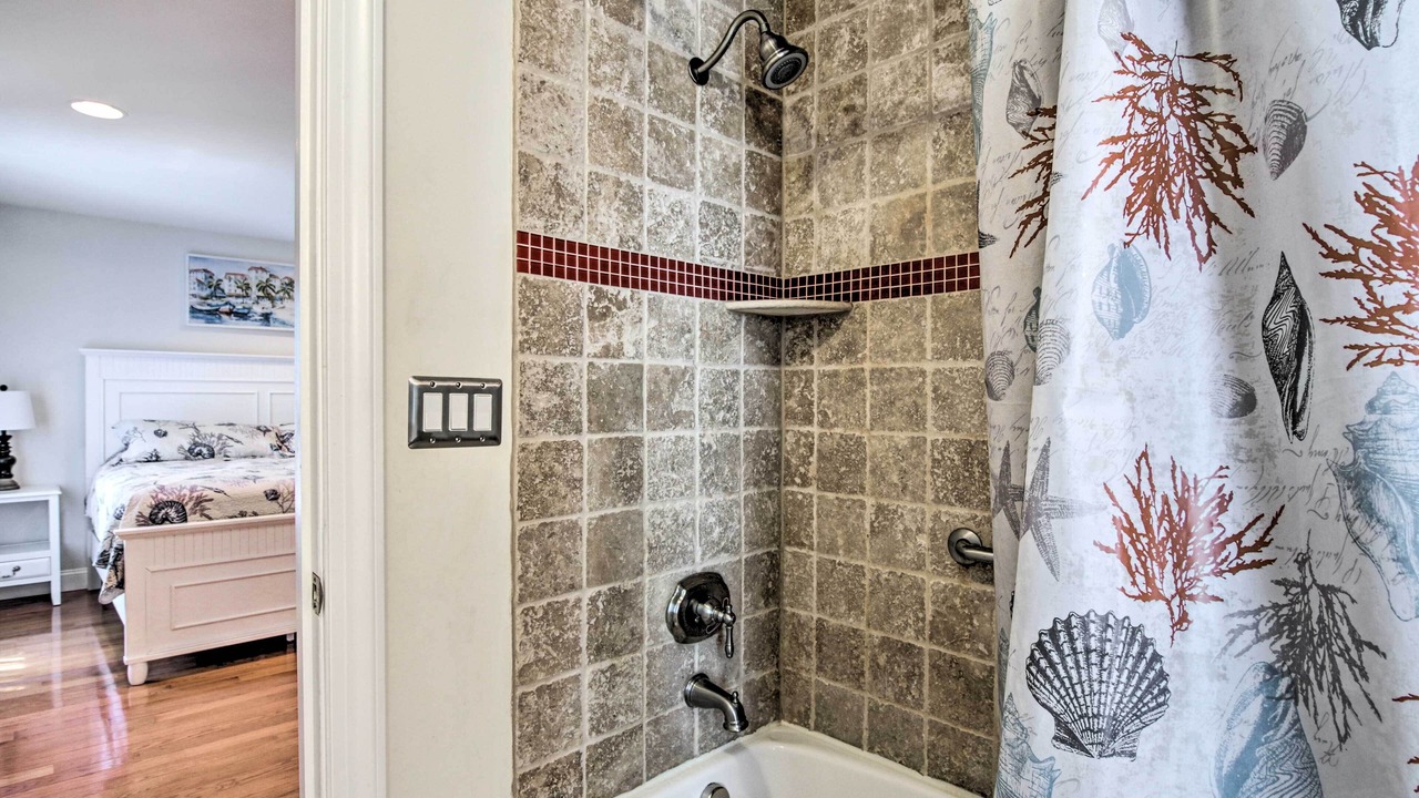 Photo of Bathroom in Green Creek