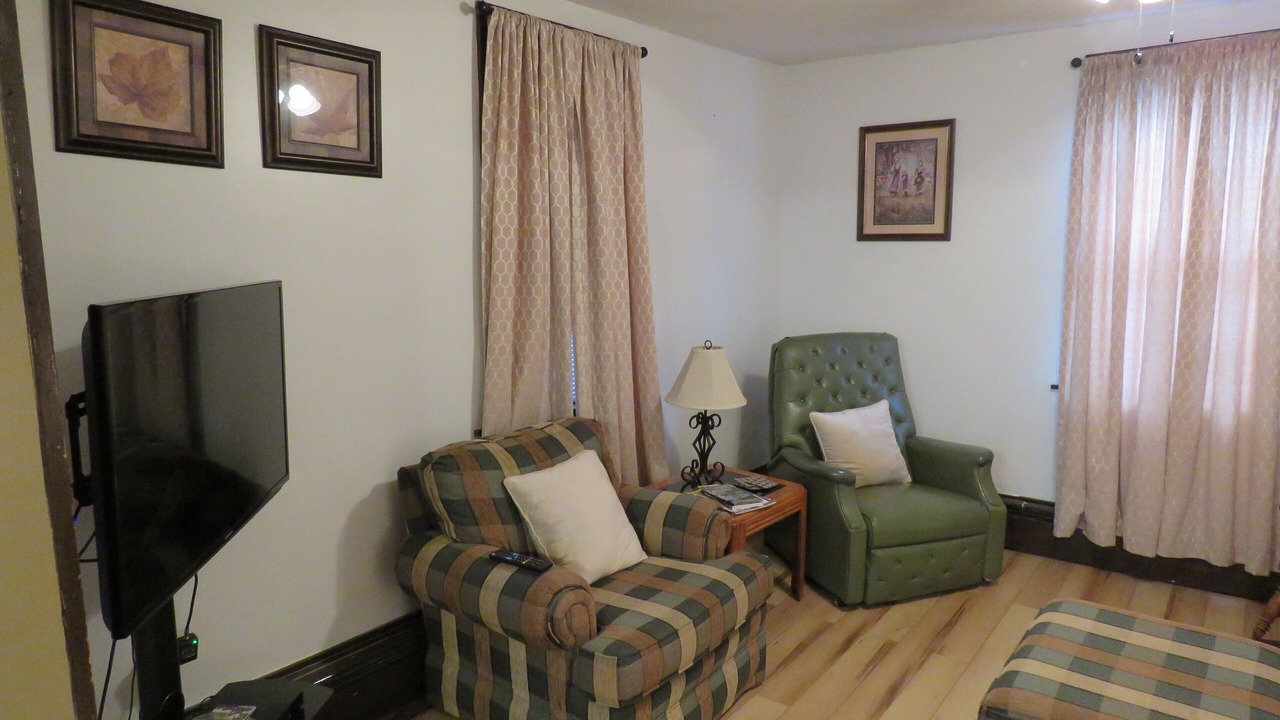 Photo of Livingroom in Tylersville