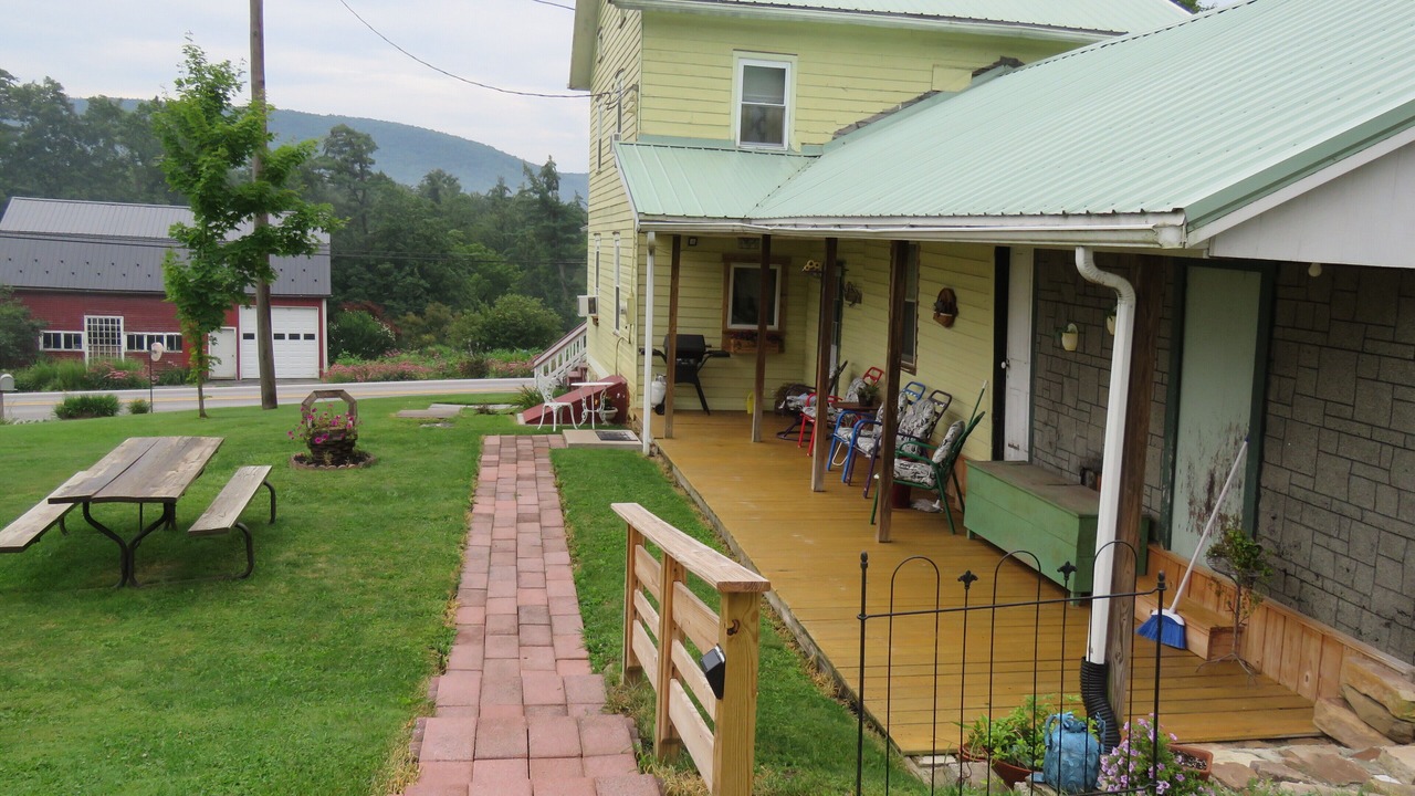 Photo of Outdoor in Tylersville